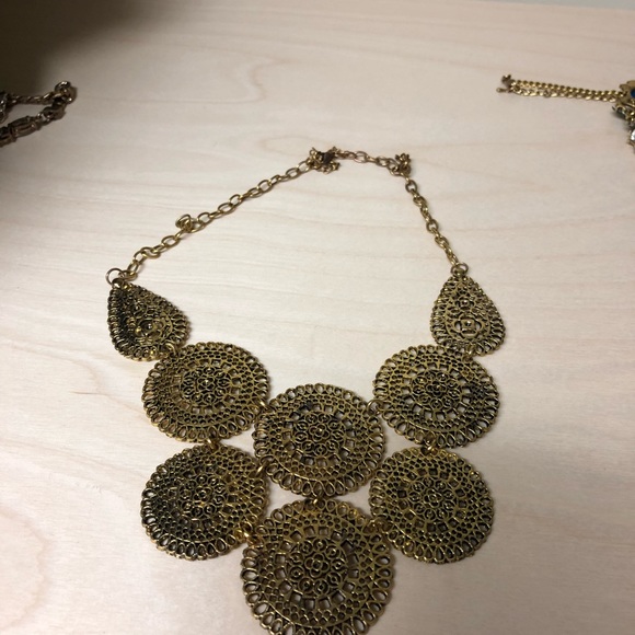 5 statement necklaces - Picture 8 of 8